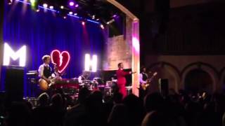 Mayer Hawthorne performing "Just Ain't Gonna Work Out" in Seattle
