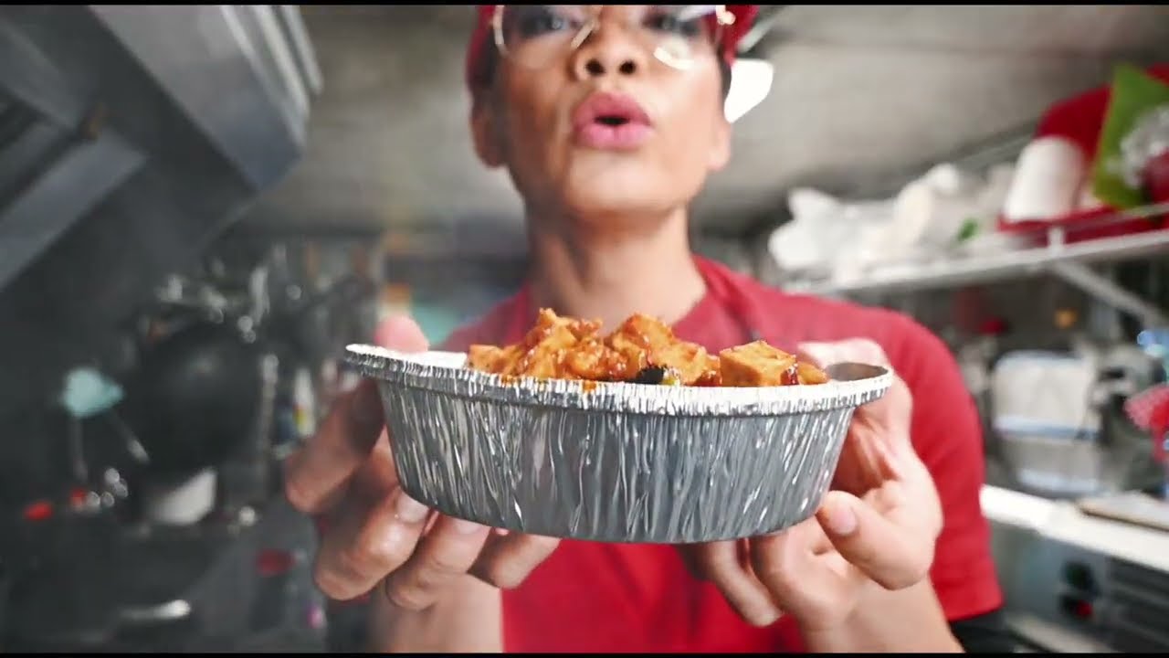 LEARN how to make authentic Pad Thai with Teddy on Wheels 