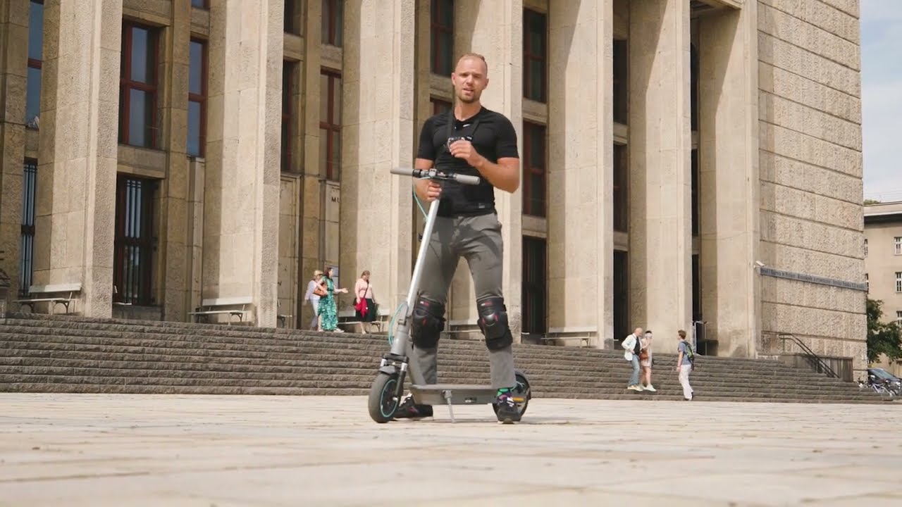 Hulajnoga elektryczna miejska MOTUS SCOOTY 10 PLUS (2022) - test w terenie