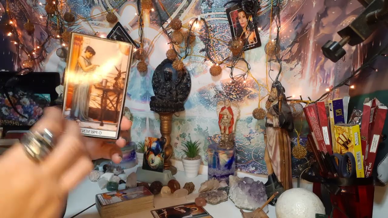 🔮CAPRICÓRNIO- SERÁ DISPUTADO NA UNHA POR DUAS  PESSOAS, E ME DESCULPE🤣 MAS UMA GANHARÁ DE LAVADA💋