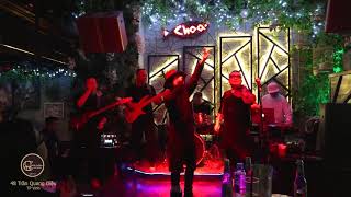 Video thumbnail of "HÀ LÊ - MƯA HỒNG (Official MV) | Màu Nước Band | Live Show Ở Trọ Tại TP Vinh"