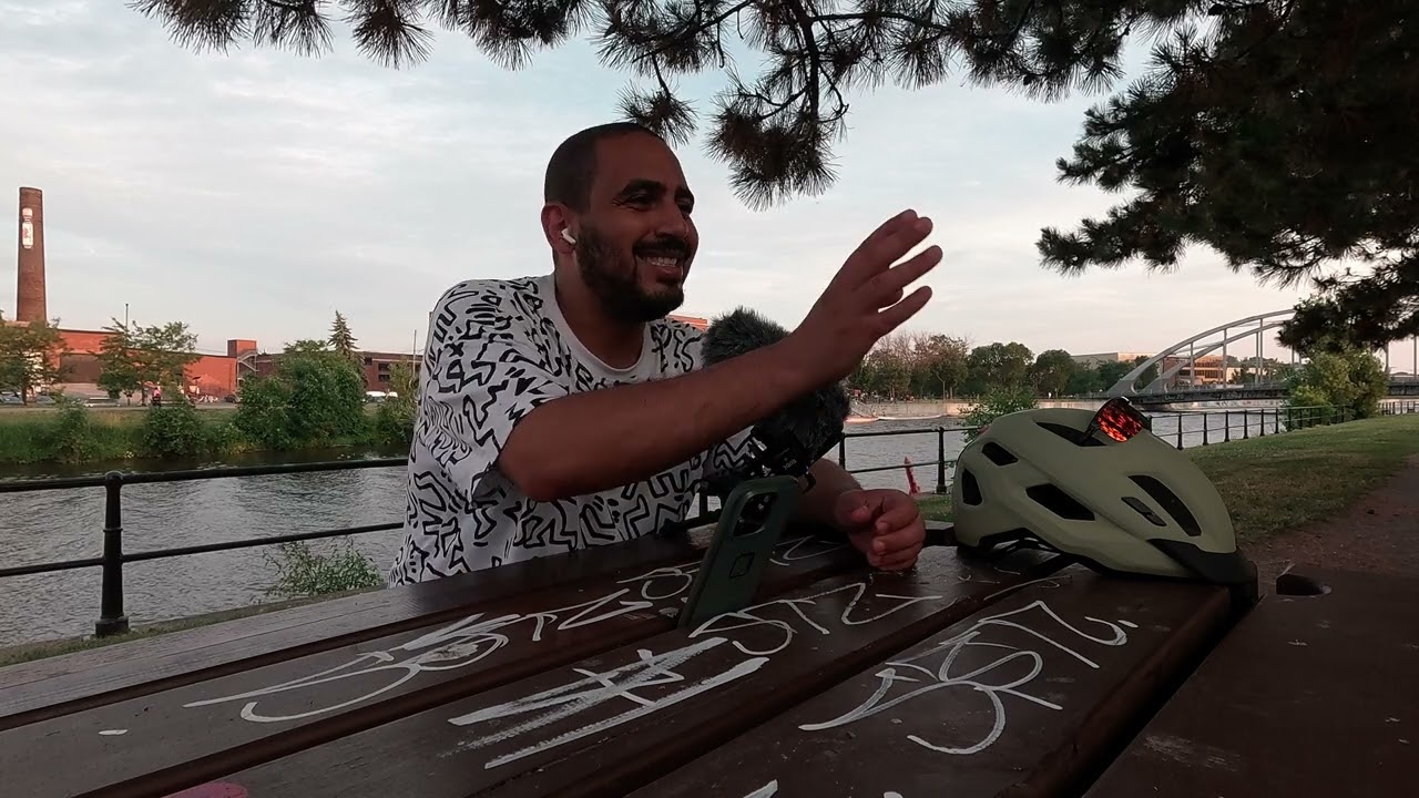 بودكاست 22: عمري بعت المتابعين ديالي