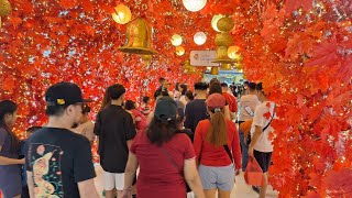 Chinese New Years Eve At Lucky Chinatown Mall In Manila...