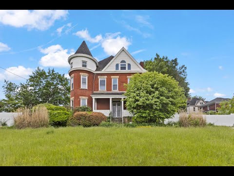 1310 State Avenue, Coraopolis, PA home video tour