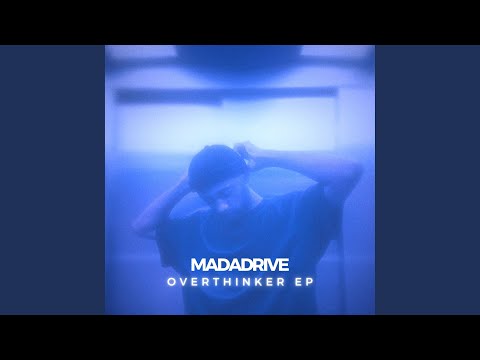 在 YouTube 上观看 Stranger 在 YouTube 上观看 Stranger