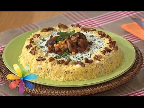 Видео рецепт Пирог с лисичками и сыром