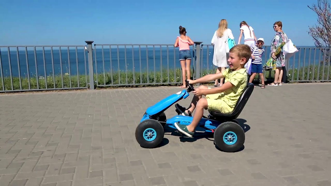 Волчонок машина дерека