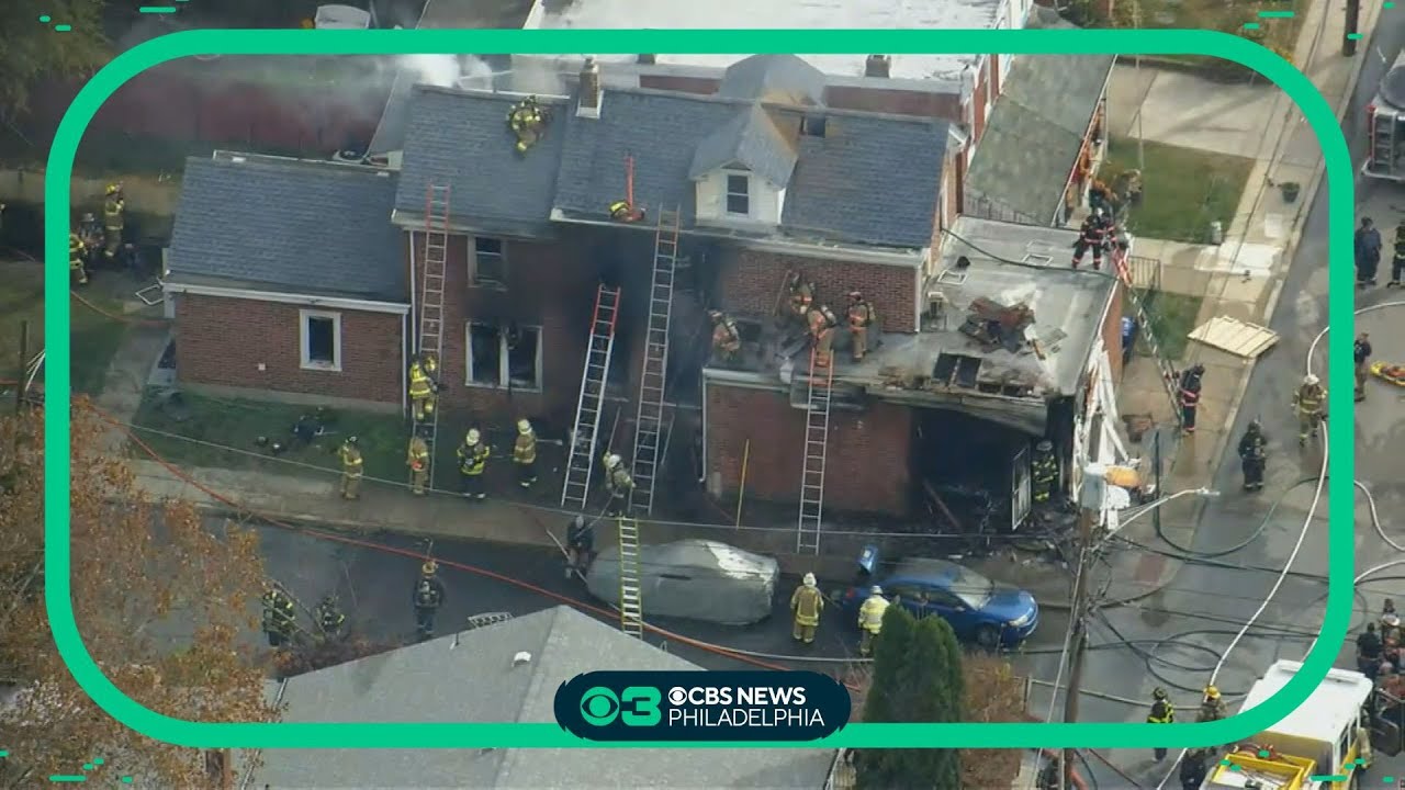 Firefighters respond to house fire in Delaware County - YouTube