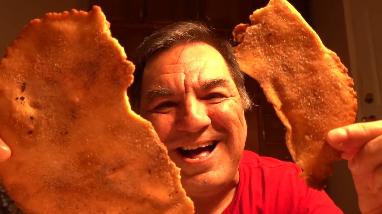 Indulge in the Magic of Christmas: The Joy of Eating the Fluffiest Buñuelos on Christmas Eve! 2025