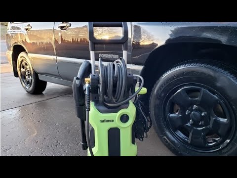 How to use the soap dispenser on your RYOBI pressure washer 