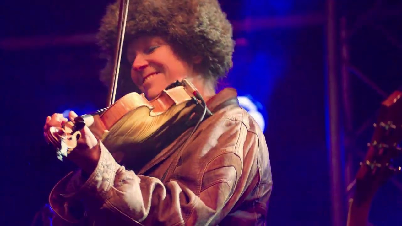 THE POOZIES, PLECTHUMB LIVE, HOGMANAY 2025