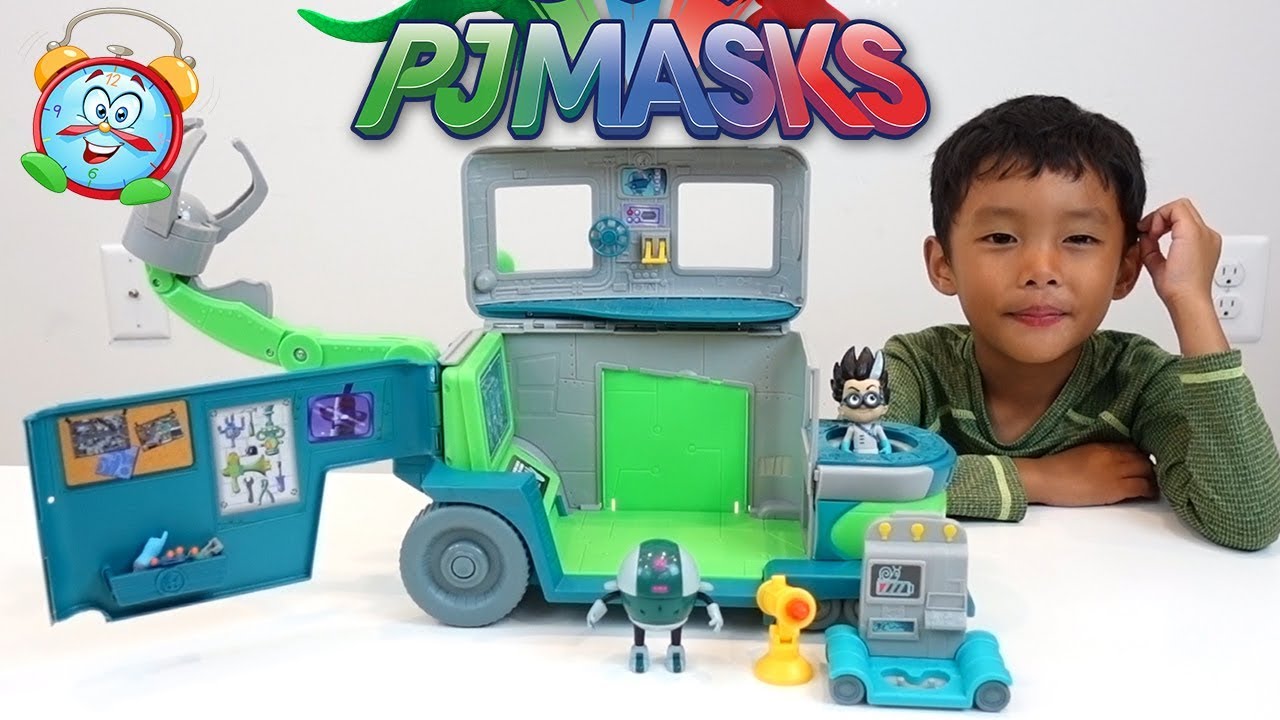 PJ Masks Romeo Lab Playset Unboxing and playing with Liam Playtime