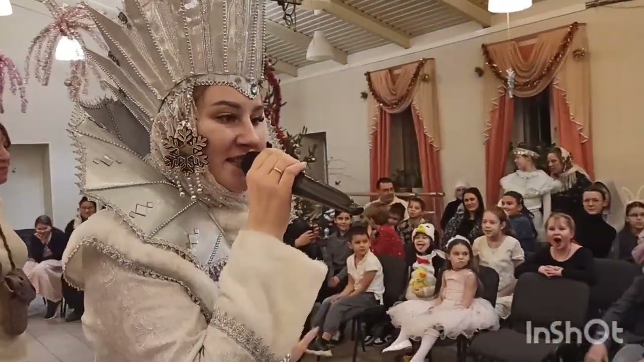 Снежная Королева против Деда Мороза