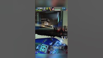 Wallbounce wingman guy #wraith #apex #apexlegendsclips