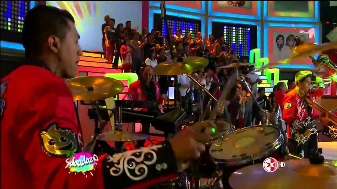 en Sabadazo 15 agosto 2015 Voy a Danzar, Regresando, Pérdon, Ven Tu - Banda Pequeños Musical