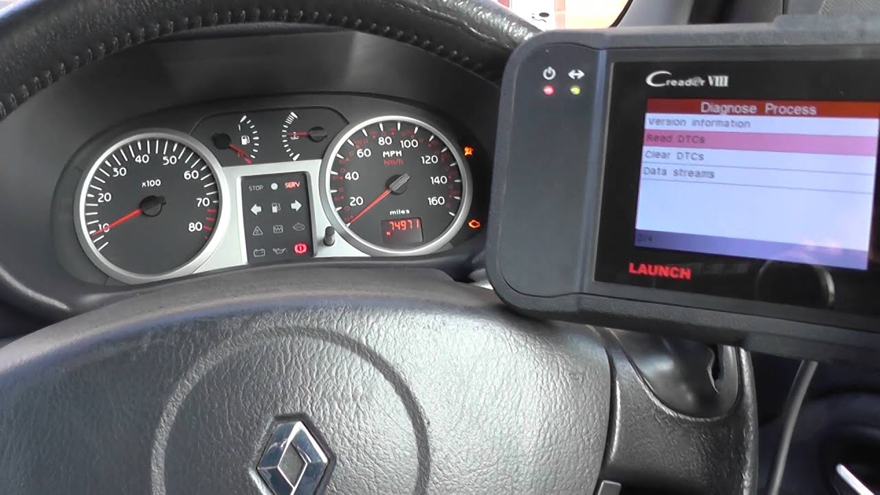 Renault Clio Air Bag Warning Diagnose DF060 DF065 DF183 Launch VIII