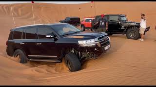 Toyota Land Cruiser self recovery on desert uae #toyota #landcruiser #uae #adventure #4x4offroad