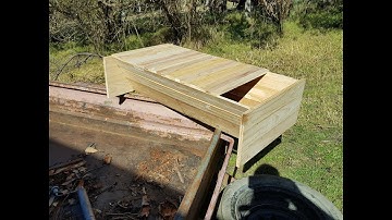 Beekeeping - My First Kenyan Top Bar Hive - Part Two