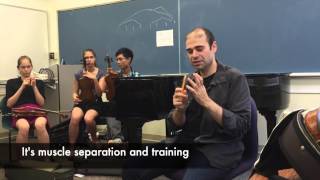 Violin vibrato and relaxed fingers