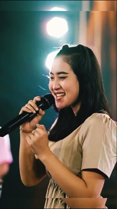 story wa Yeni Inka - sia sia berjuang #yeniinka #anekasafari #trisuaka #zinidinzidan #yilo