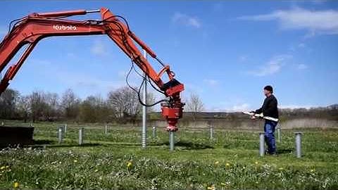 Máy khoan cọc lắp Panel năng lượng Mặt trời- Liên hệ: 0944673189