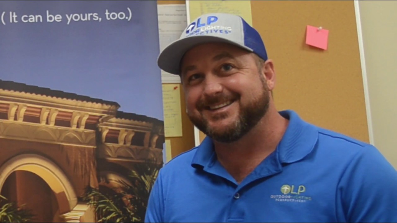 Parkbench Interview with outdoor lighting