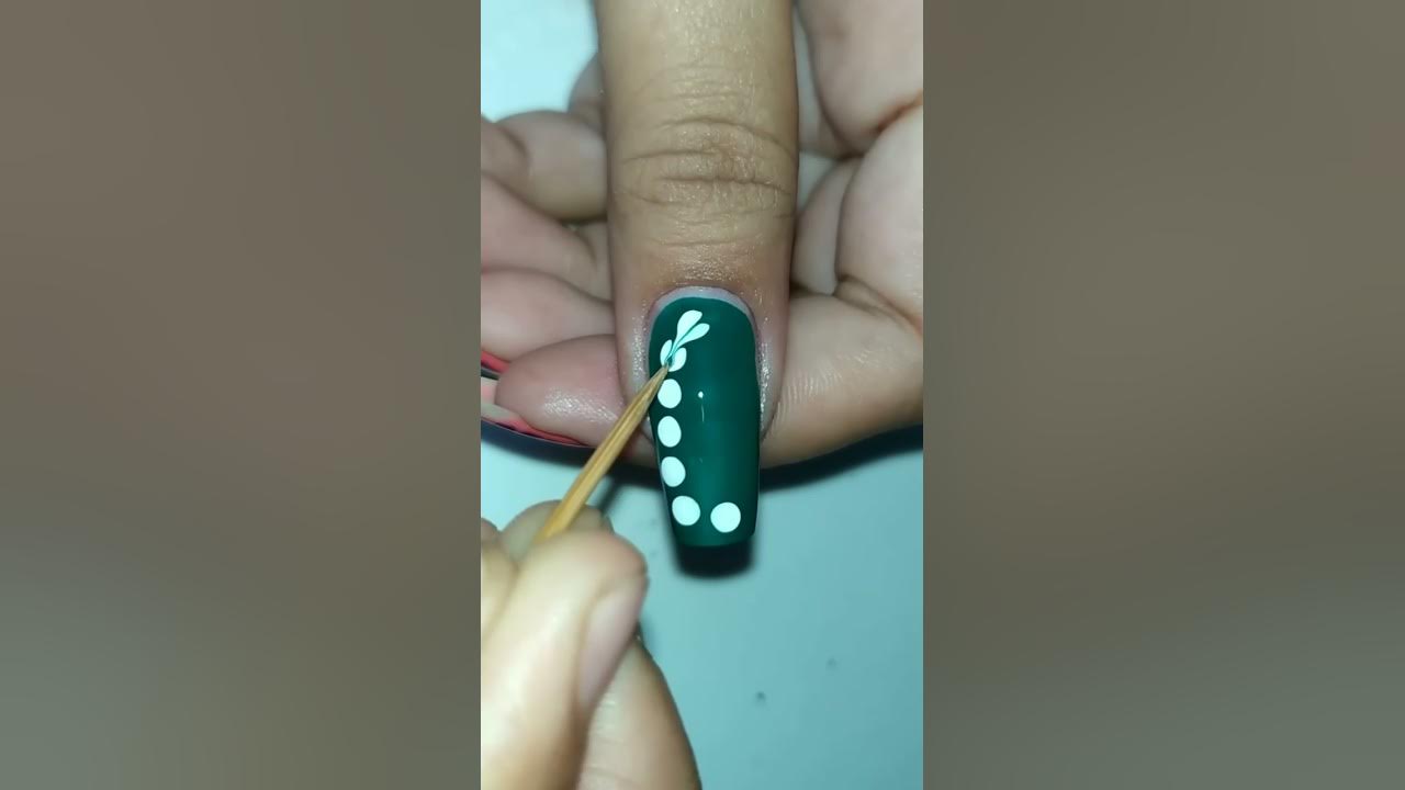 Easy nail art #nailart #shorts #naildesign