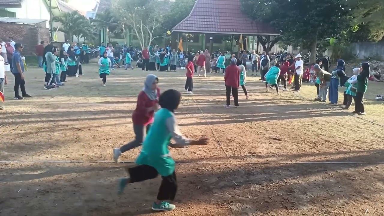 LOMBA SODOR DALAM RANGKA HUT PGRI KE 79