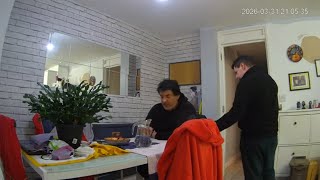 🔴 24/7 LIVE: Italian Couple in London - Real Life [DINING ROOM 🍽️] - MiGIPepeVibes - Cam 2