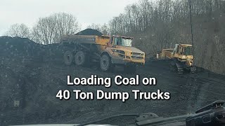 40 Ton Dump Trucks and Dozers Oh My!  We're Moving Coal!