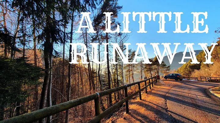 A little runaway (music video)