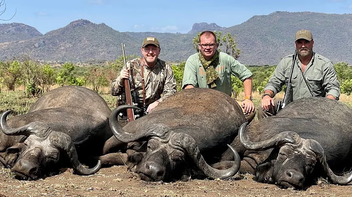 Uganda Buffalo & Plainsgame Hunt 2021 Tim Herald/J...