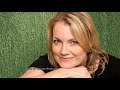Kelly Willis "If I Had a Rose" & 'Back Being Blue' 2018 Music Interview