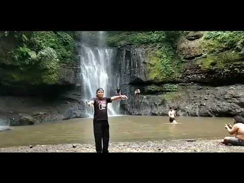 Elvy Sukaesih - Luka Dalam Jiwa. [ Vlog Curug Pengantin Bandung Jawa Barat ]