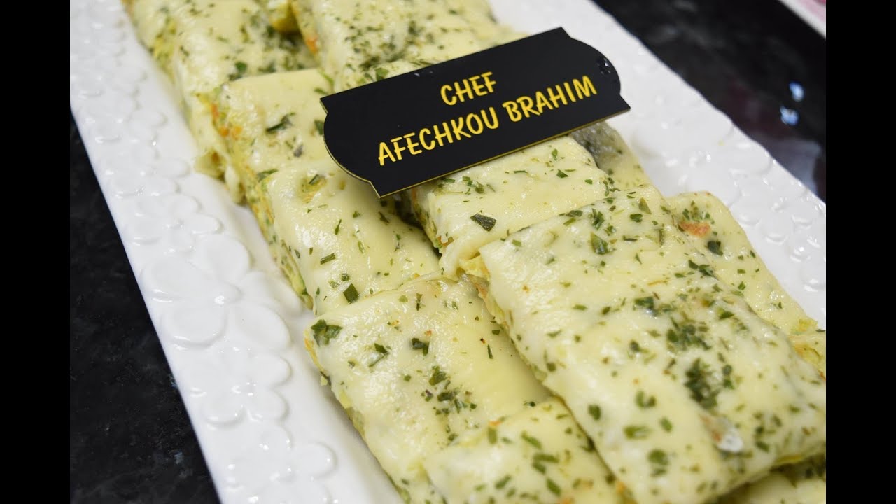 مربعات الاومليت بالجزر و الكوسا و الجبن 😍 أحلى و ألذ اومليت ممكن أن تتذوقه 👌🏻