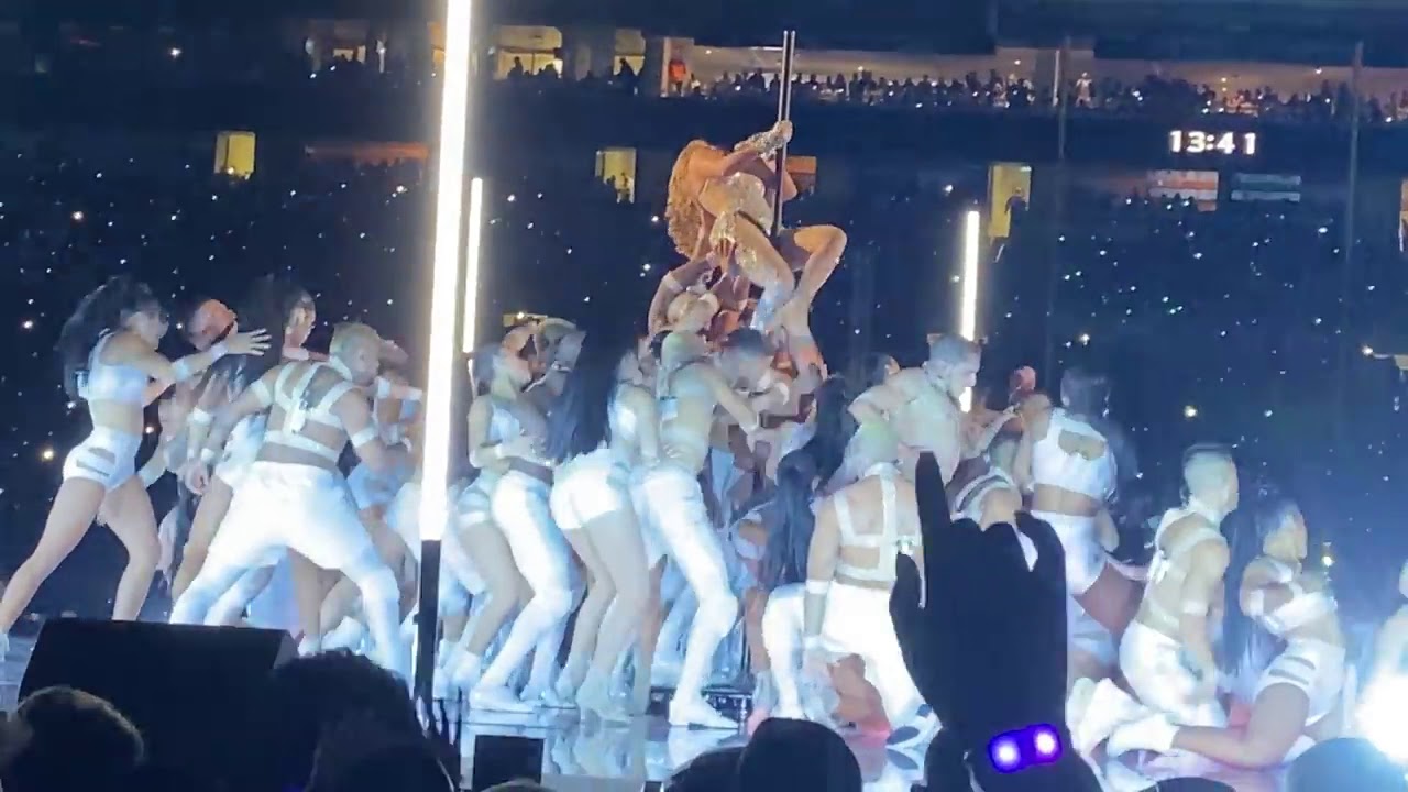 Super Bowl 54 halftime Show YouTube