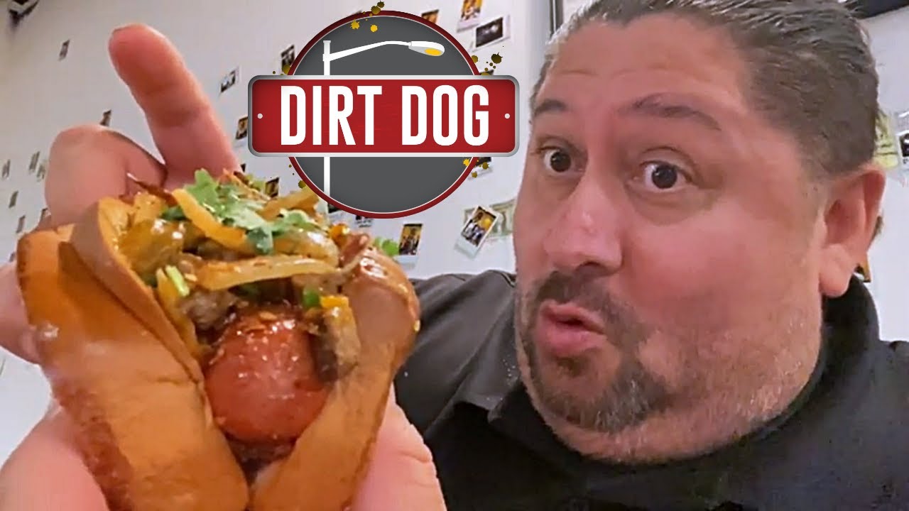 Trying out the Flamethrower Dog with Ghost Pepper Flakes from Dirt Dog
