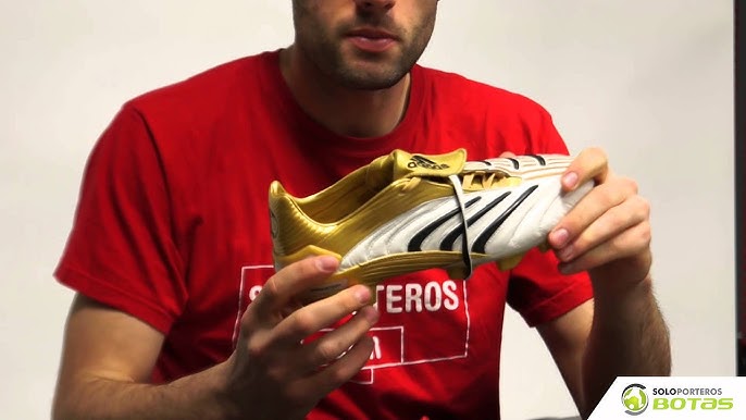 Adidas Predator Absolute FG Firm Ground in Gold - Size 8