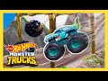 Bigfoot's SWINGING TIRE CHALLENGE! | Monster Trucks Tournament of Titans | @Hot Wheels