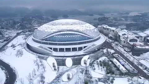 Chun'an Jieshou Sports Center blanketed in big snow - DayDayNews