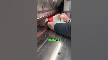 This Paper Cutter Can Stop the Blade Instantly