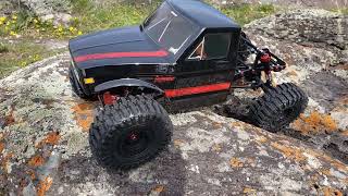 Redcat Ascent Fusion rtr box stock slow crawling the TWISTER!!!