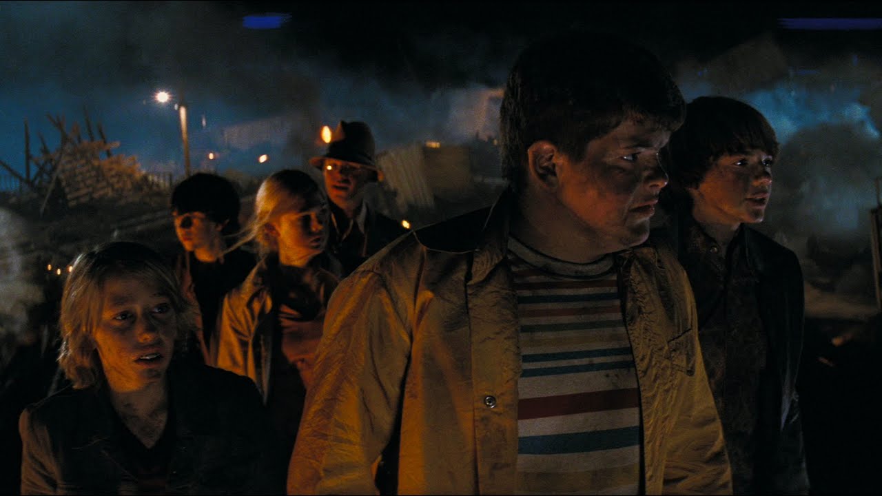 The Tumbling Train | Super 8 (HDR)