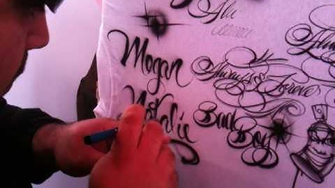 How to airbrush script lettering with Jaime Rodriguez featuring David Barba part1