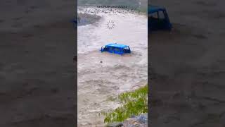Landikotal Flood Today | Rain Causes Vehicle Stuck inHeavyPeshawar#shorts #fyp #kpk #viral #peshawar
