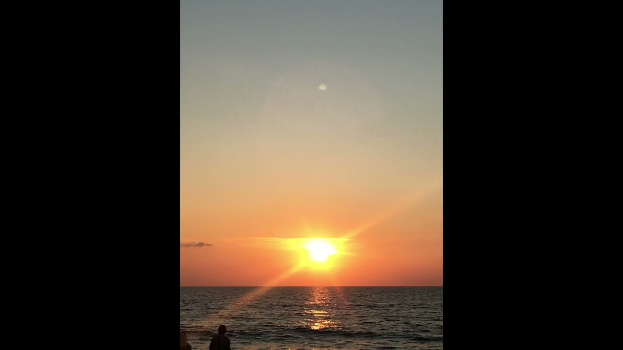 คุณที่รู้สึกว่าคุณมีเส้นทางที่แตกต่างจากผู้อื่น - Authenticity Way Activation Song 🥳🎸🌞🌊