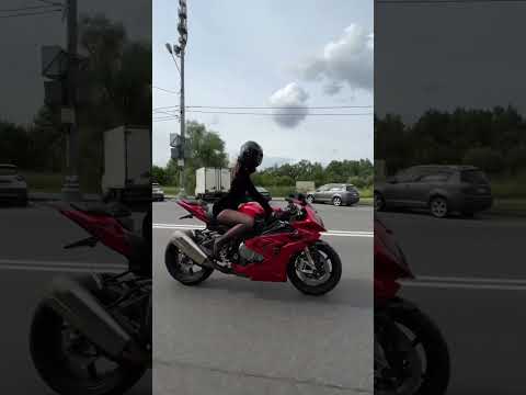 на каблуках. на мотоцикле 😉 #мотоТаня #motoTanya moto girl bike girl ride