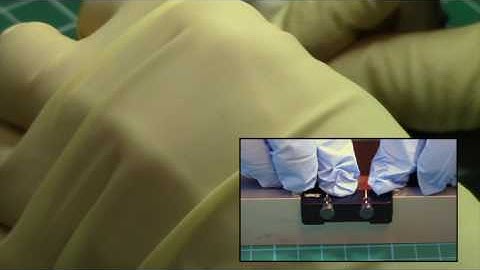 Small Sample Cleaving Tool- Accurate Cleaving of Small Samples