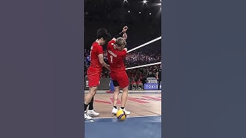 Oops! Nishida’s spidey senses say, ‘Let it go, let it go!’ 😁#epicvolleyball  #volleyball