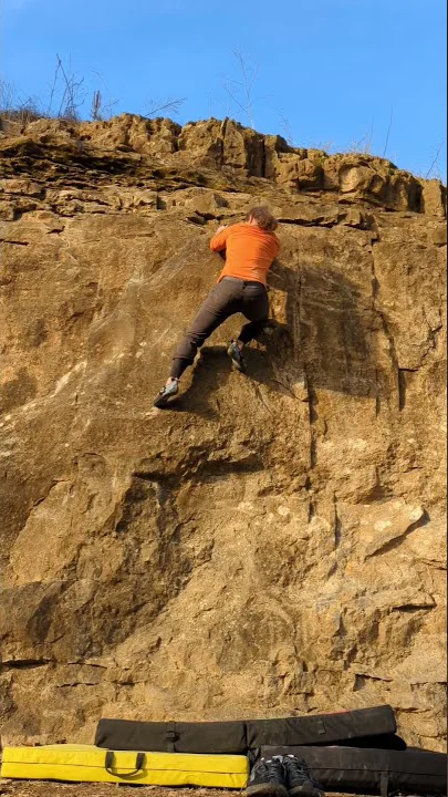 Mark's Lunge V2 | Muscatatuck Bouldering